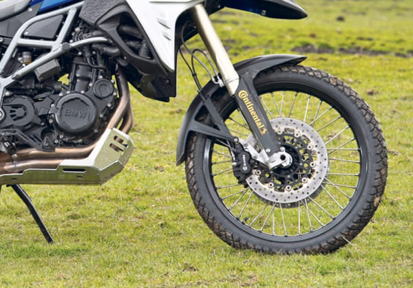 BMW F 800 GS Braking and Safety